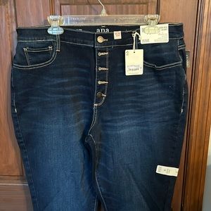 a.n.a. High Rise Skinny jeans, Button Front, New, tags still attached